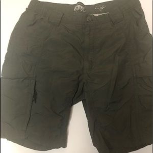 mens cargo shorts coleman size med